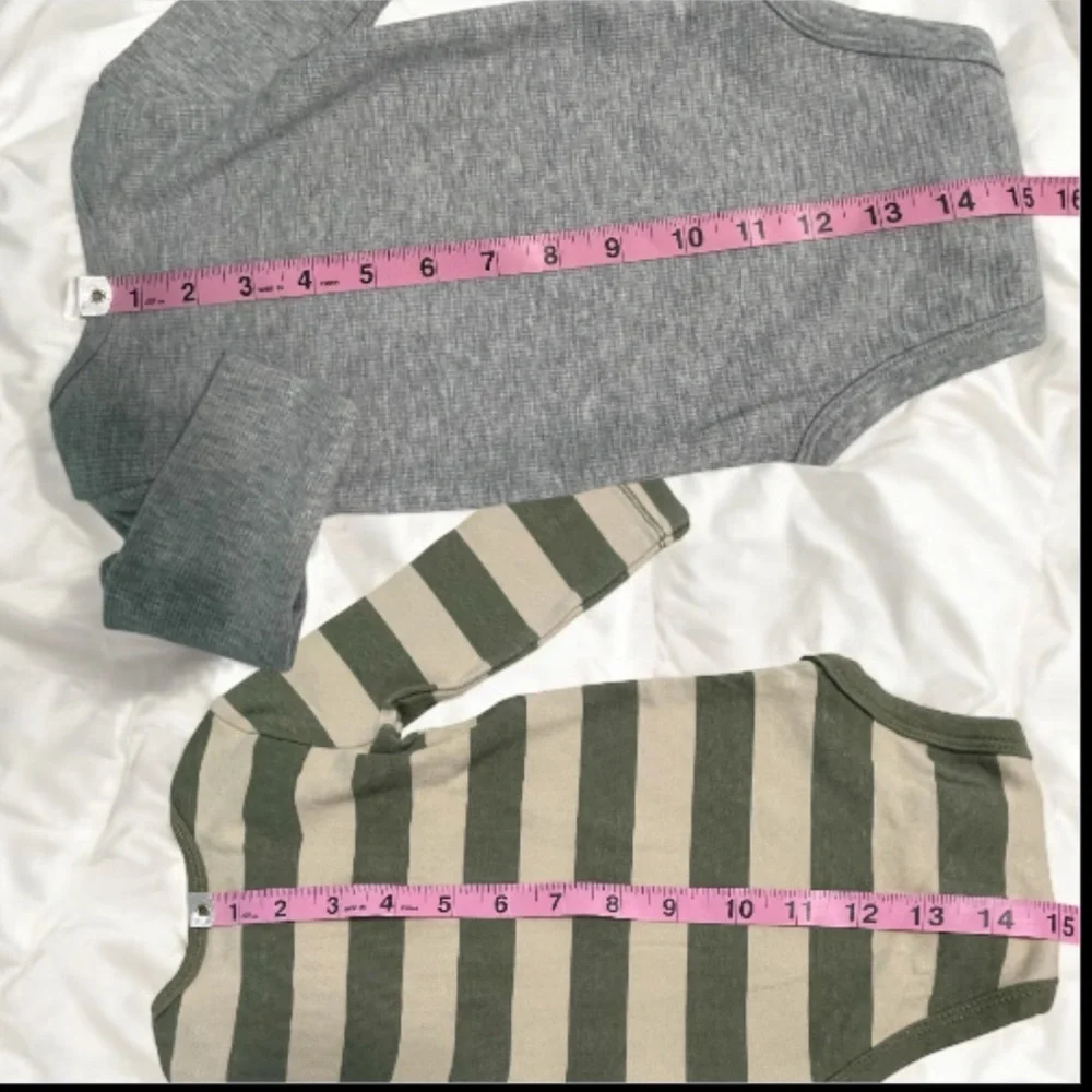 Carter's Green, Gray, and Blue Bodysuits Onsies Set of 4